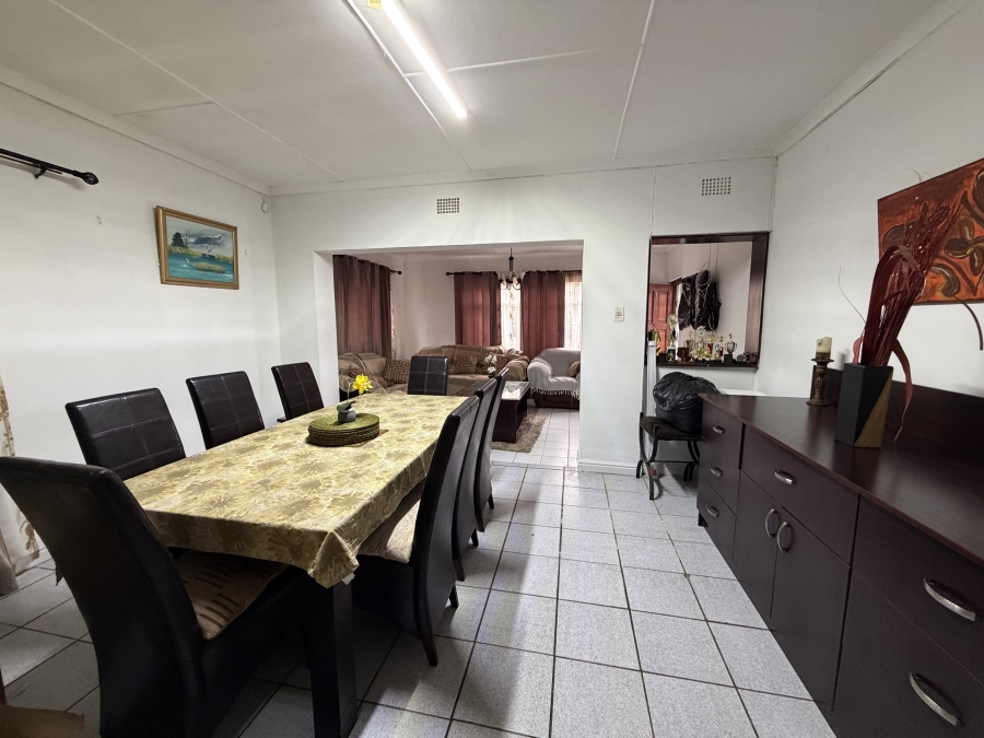 5 Bedroom Property for Sale in Morningside Eastern Cape